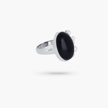 Amare Wear Pearl Bloom Ring with Black Onyx Silver