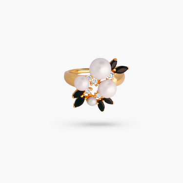 Amare_Wear_GV_multi_stone_flower_ring