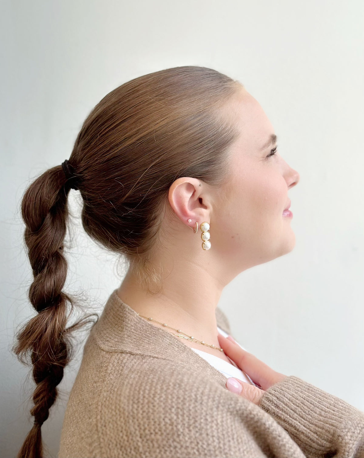 Amare-wear-freshwater-pearl-earrings-3pearls
